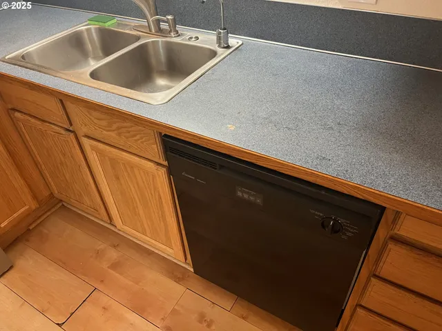 $250,000 | 2239 Hawkins Lane, Eugene, OR 97405