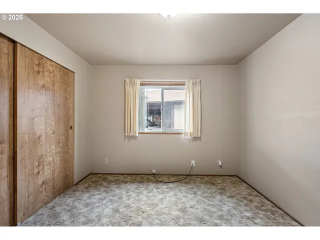 $65,000 | 658 South 57th Street, Unit 81, Springfield, OR 97478