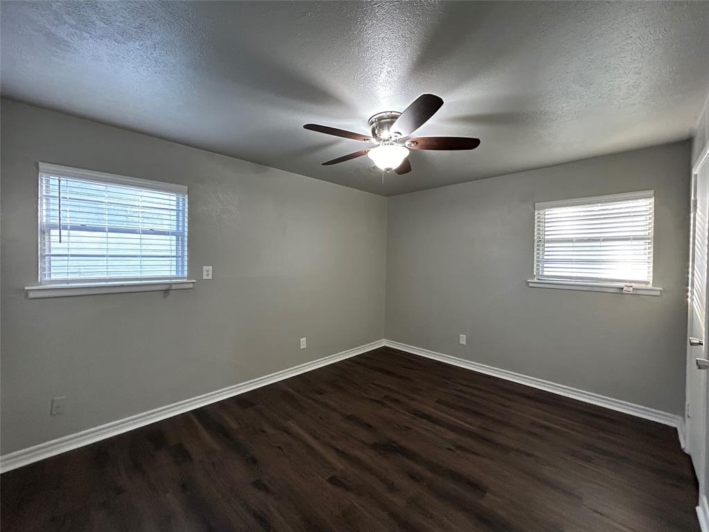 4209 Haltom Road Haltom City, TX 76117 - Photo 13 of 25