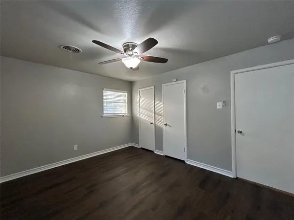 $1,895 | 4209 Haltom Road, Haltom City, TX 76117