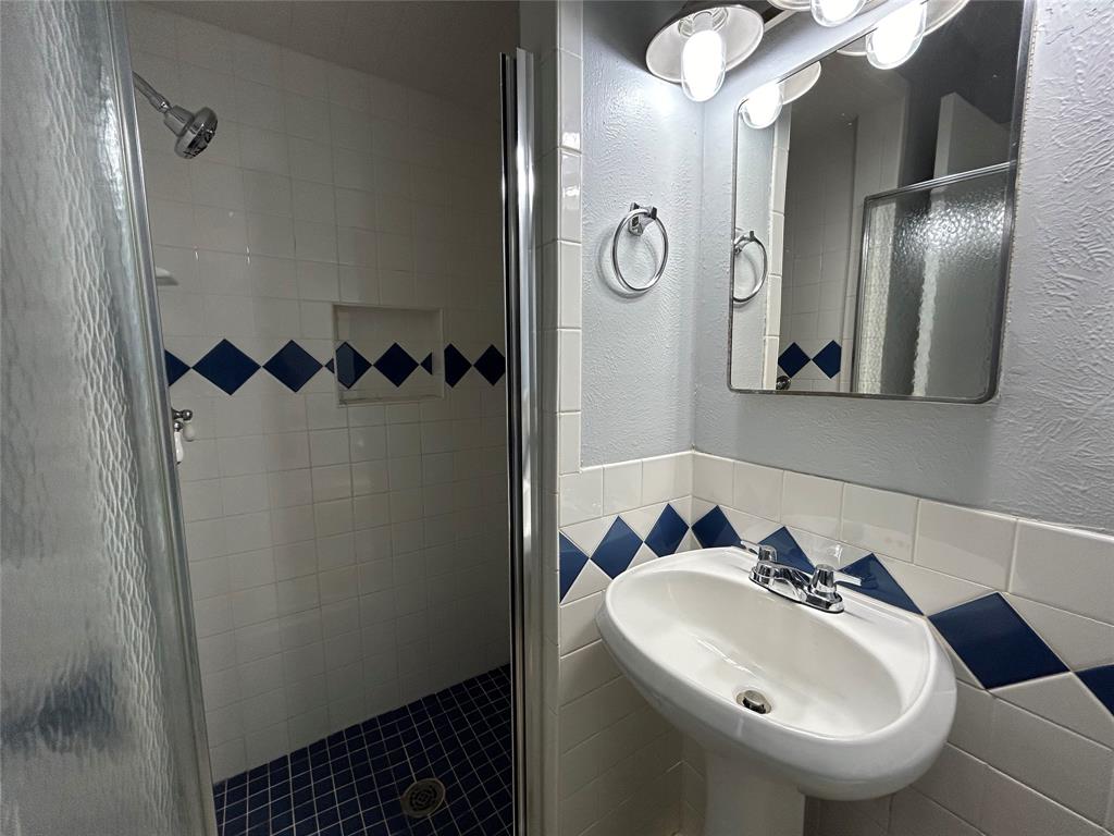 4209 Haltom Road Haltom City, TX 76117 - Photo 19 of 25