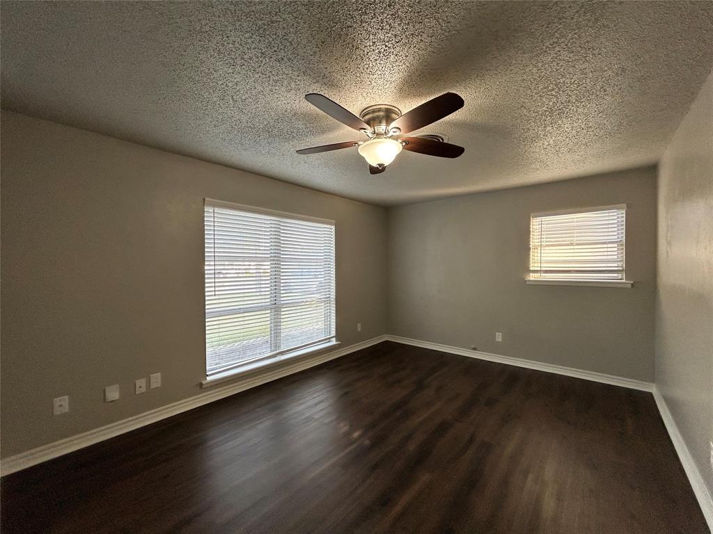 4209 Haltom Road Haltom City, TX 76117 - Photo 6 of 25