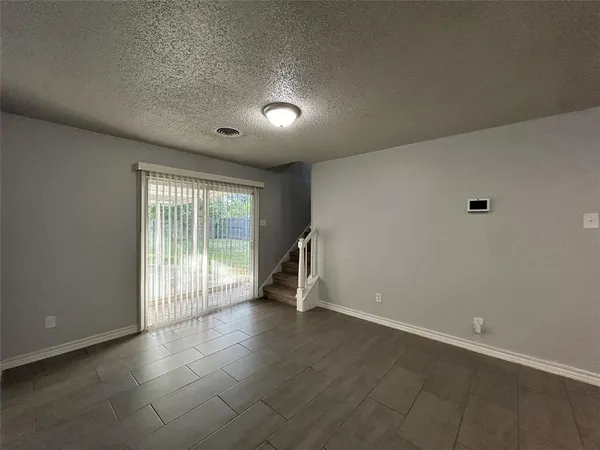 $1,895 | 4209 Haltom Road, Haltom City, TX 76117