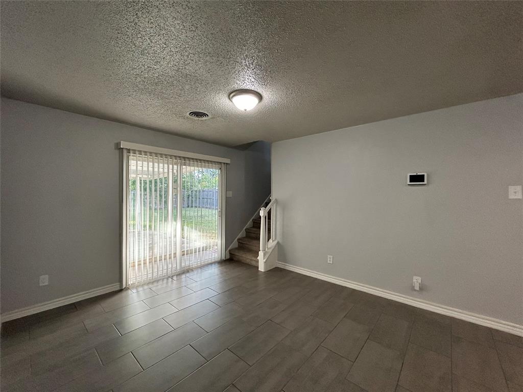 4209 Haltom Road Haltom City, TX 76117 - Photo 8 of 25