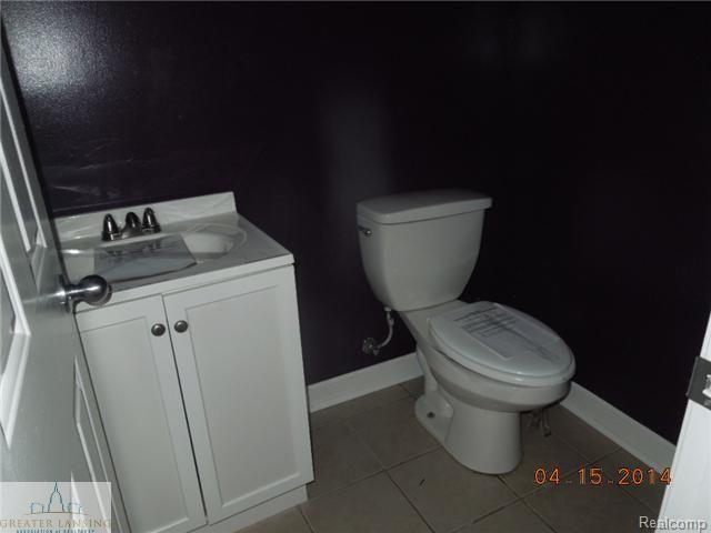 2220 East Allen Road Howell, MI 48855 - Photo 13 of 13 Bathroom