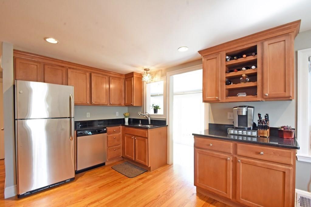 89 Whitman Road Waltham, MA 02453 - Photo 9 of 29 Gallery Image 9