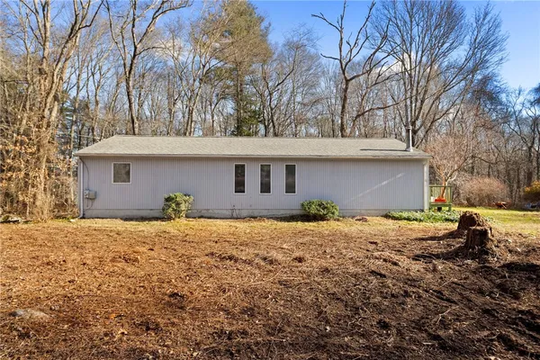 $367,500 | 3 Wetherbee Road, Foster, RI 02825