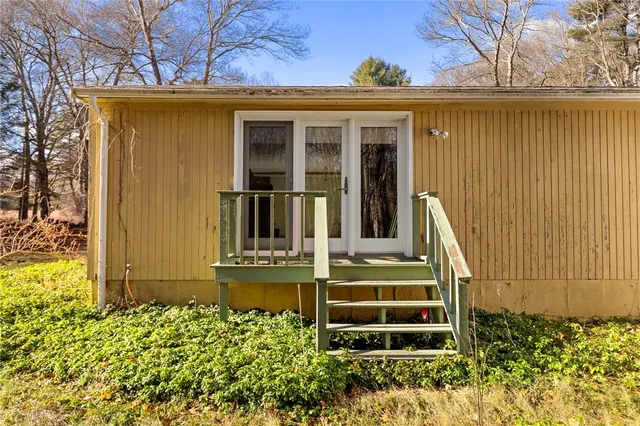 $410,000 | 3 Wetherbee Road, Foster, RI 02825