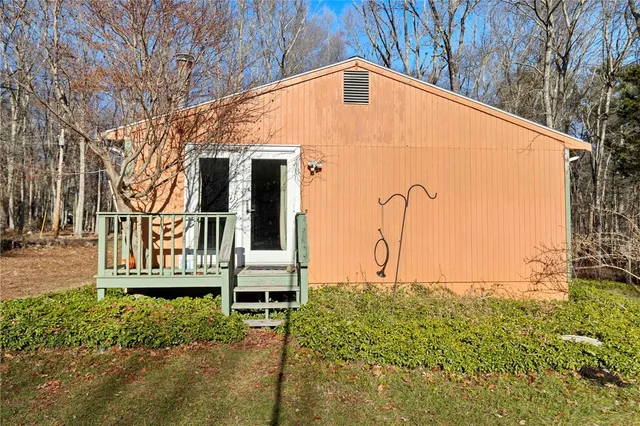 $410,000 | 3 Wetherbee Road, Foster, RI 02825