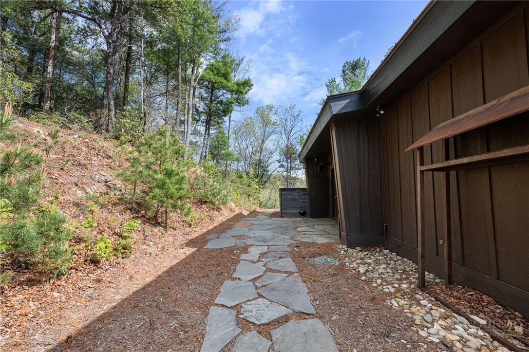 919 Lost Ridge Road Lenoir, NC 28645 - Photo 10 of 40
