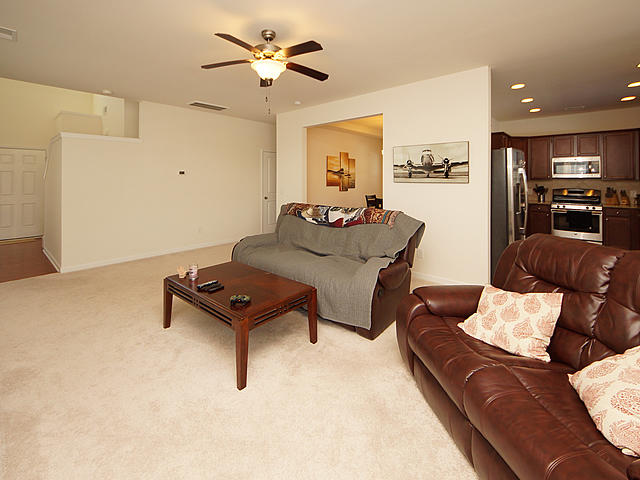 328 Beautyberry Road Summerville, SC 29486 - Photo 11 of 32 11