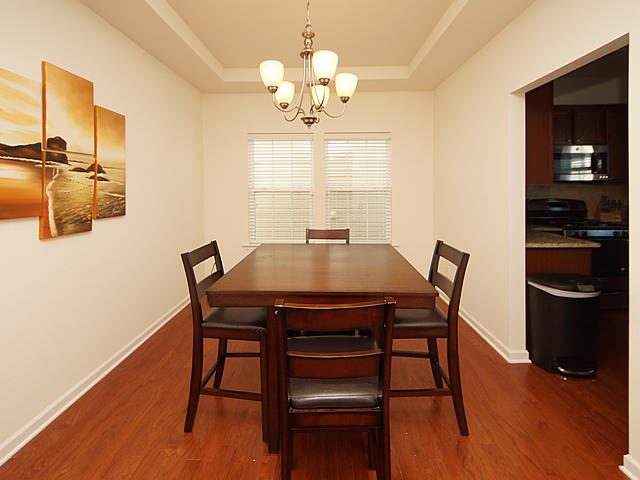 328 Beautyberry Road Summerville, SC 29486 - Photo 5 of 32 05