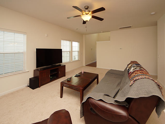 328 Beautyberry Road Summerville, SC 29486 - Photo 10 of 32 10