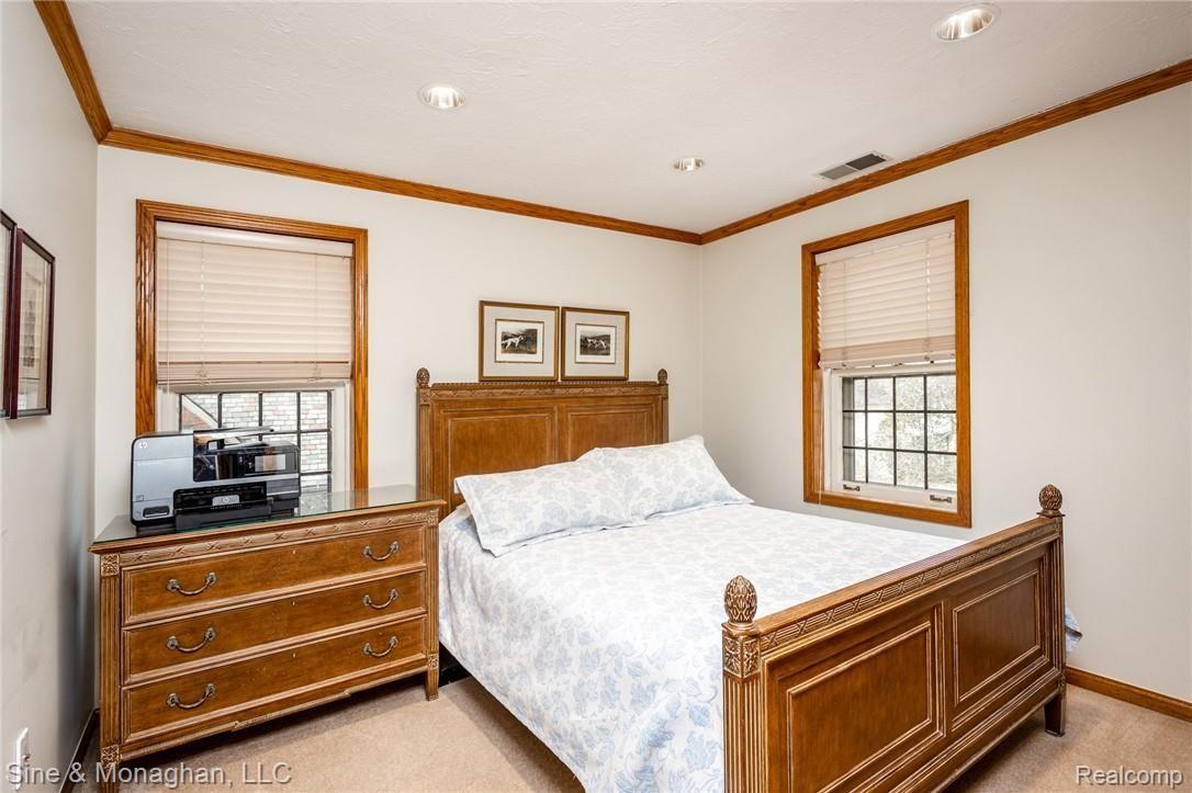 315 Washington Road Grosse Pointe, MI 48230 - Photo 70 of 99 315 Washington S069.jpg