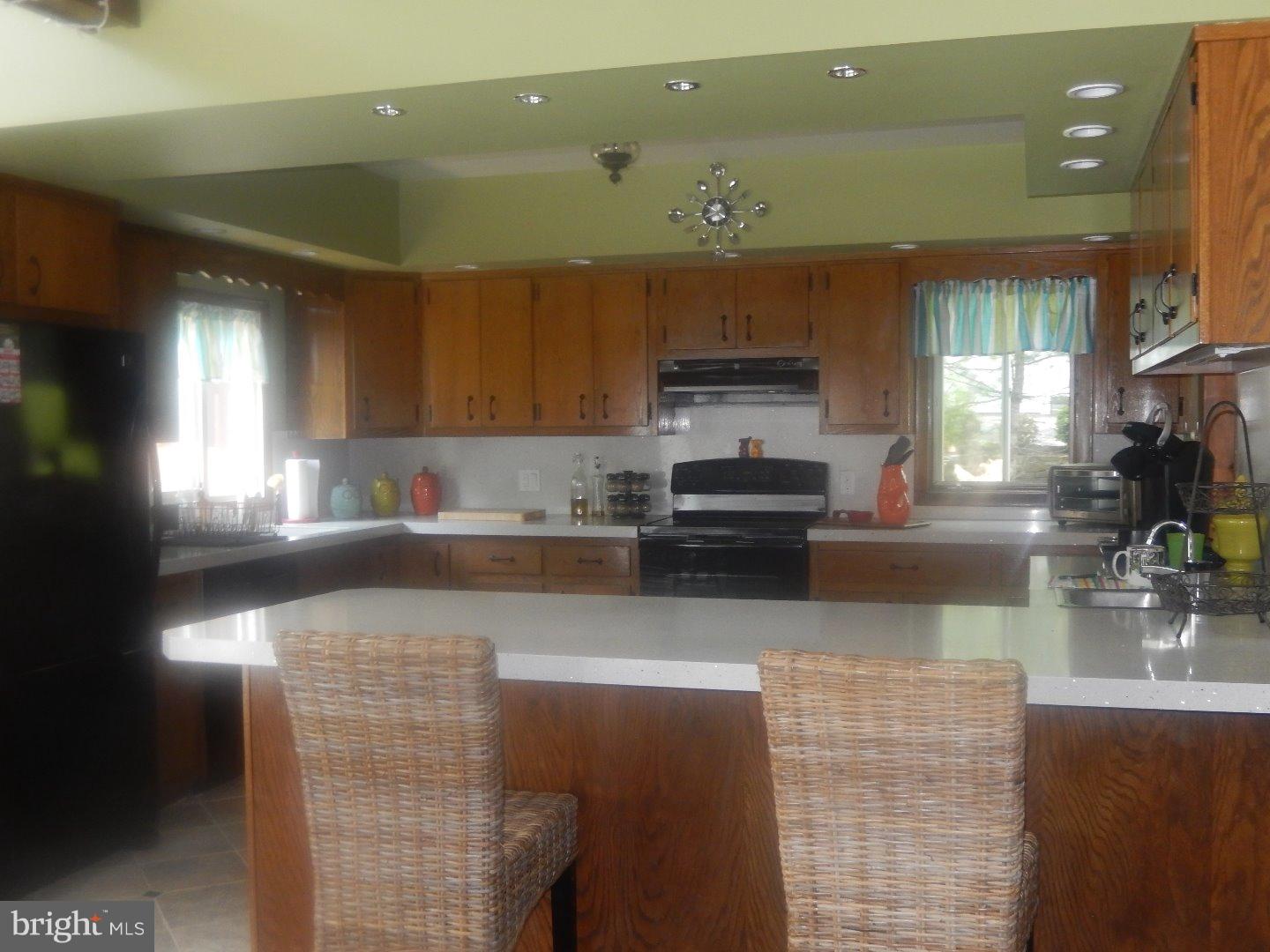 2345 Edge Hill Road Huntingdon Valley, PA 19006 - Photo 11 of 25 Kitchen