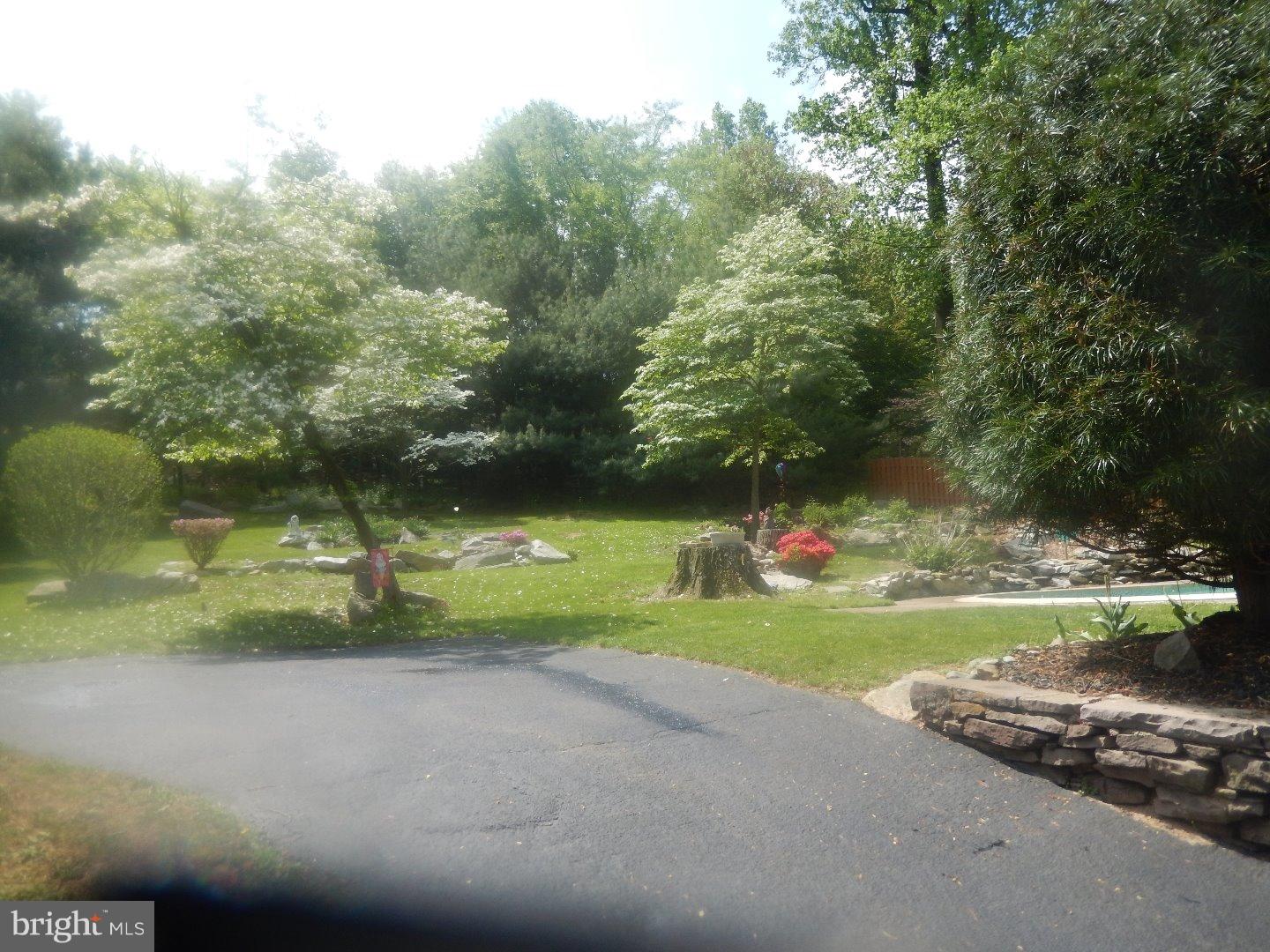 2345 Edge Hill Road Huntingdon Valley, PA 19006 - Photo 5 of 25 Exterior Back