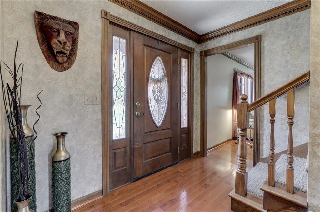 972 Valley Way Road Greenwood, IN 46142 - Photo 2 of 38 Gallery Image 2