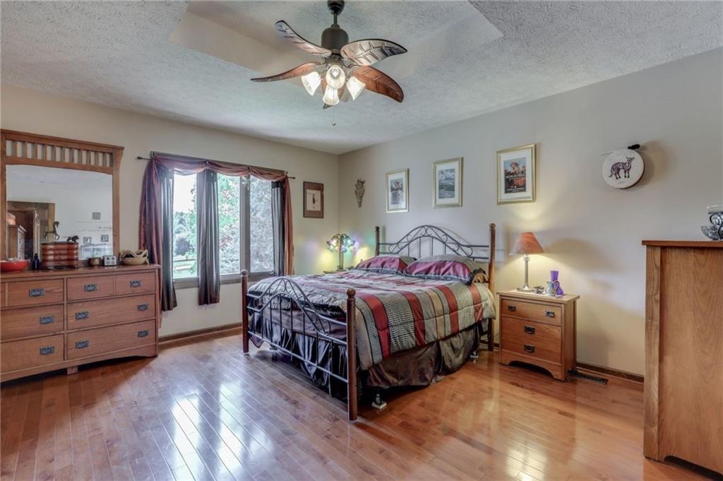 972 Valley Way Road Greenwood, IN 46142 - Photo 12 of 38 Gallery Image 12