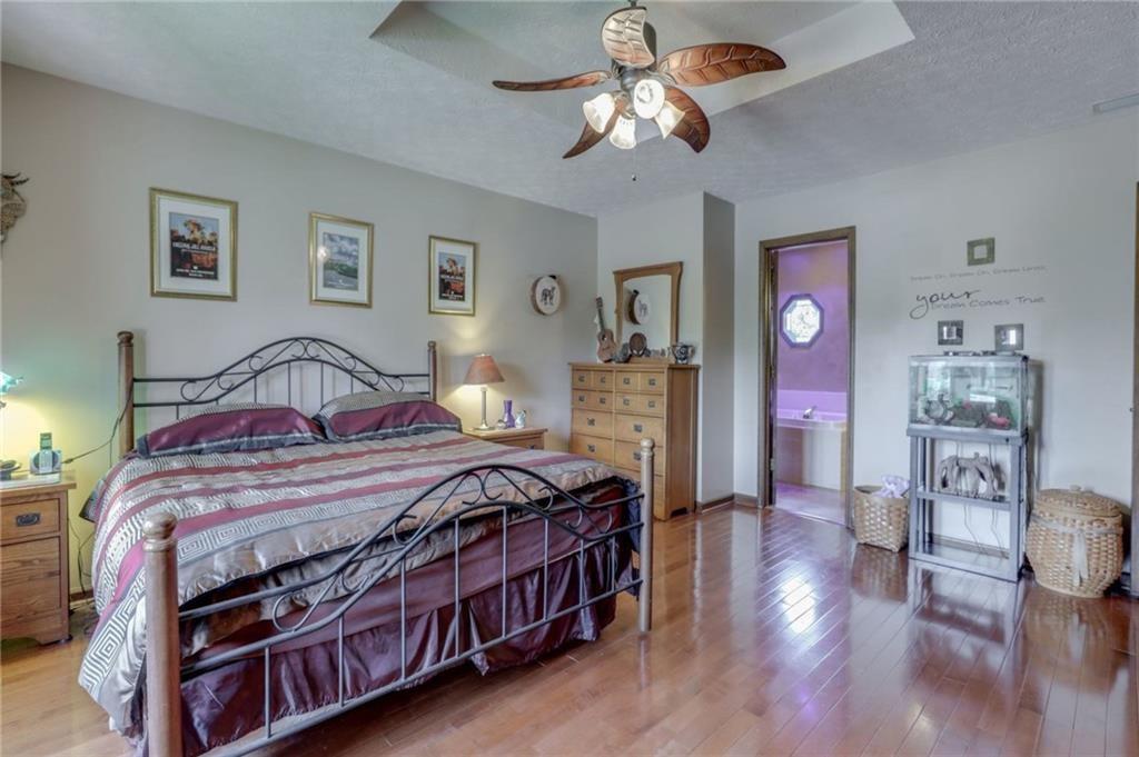 972 Valley Way Road Greenwood, IN 46142 - Photo 13 of 38 Gallery Image 13