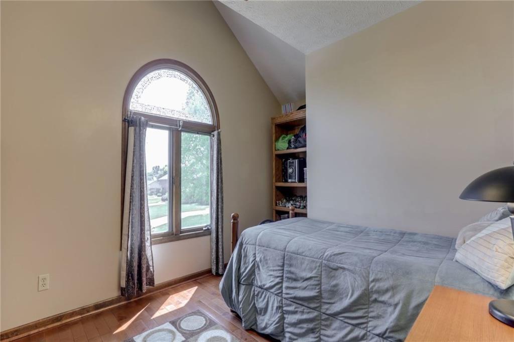 972 Valley Way Road Greenwood, IN 46142 - Photo 16 of 38 Gallery Image 16