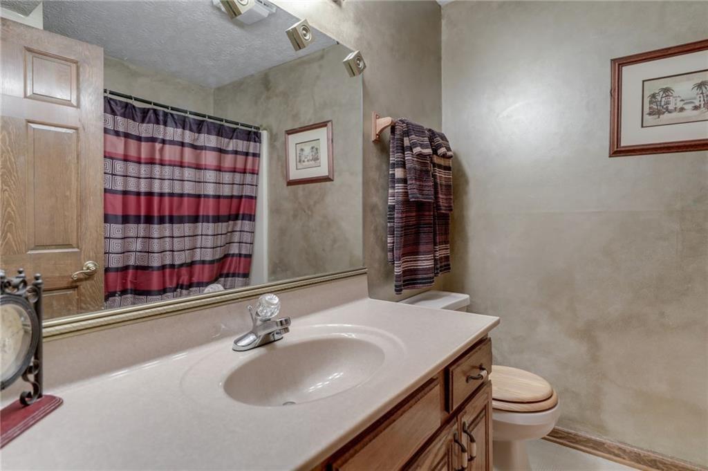 972 Valley Way Road Greenwood, IN 46142 - Photo 27 of 38 Gallery Image 27