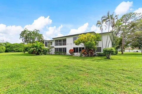 $219,000 | 5010 Privet Place, Unit 101, Delray Beach, FL 33484