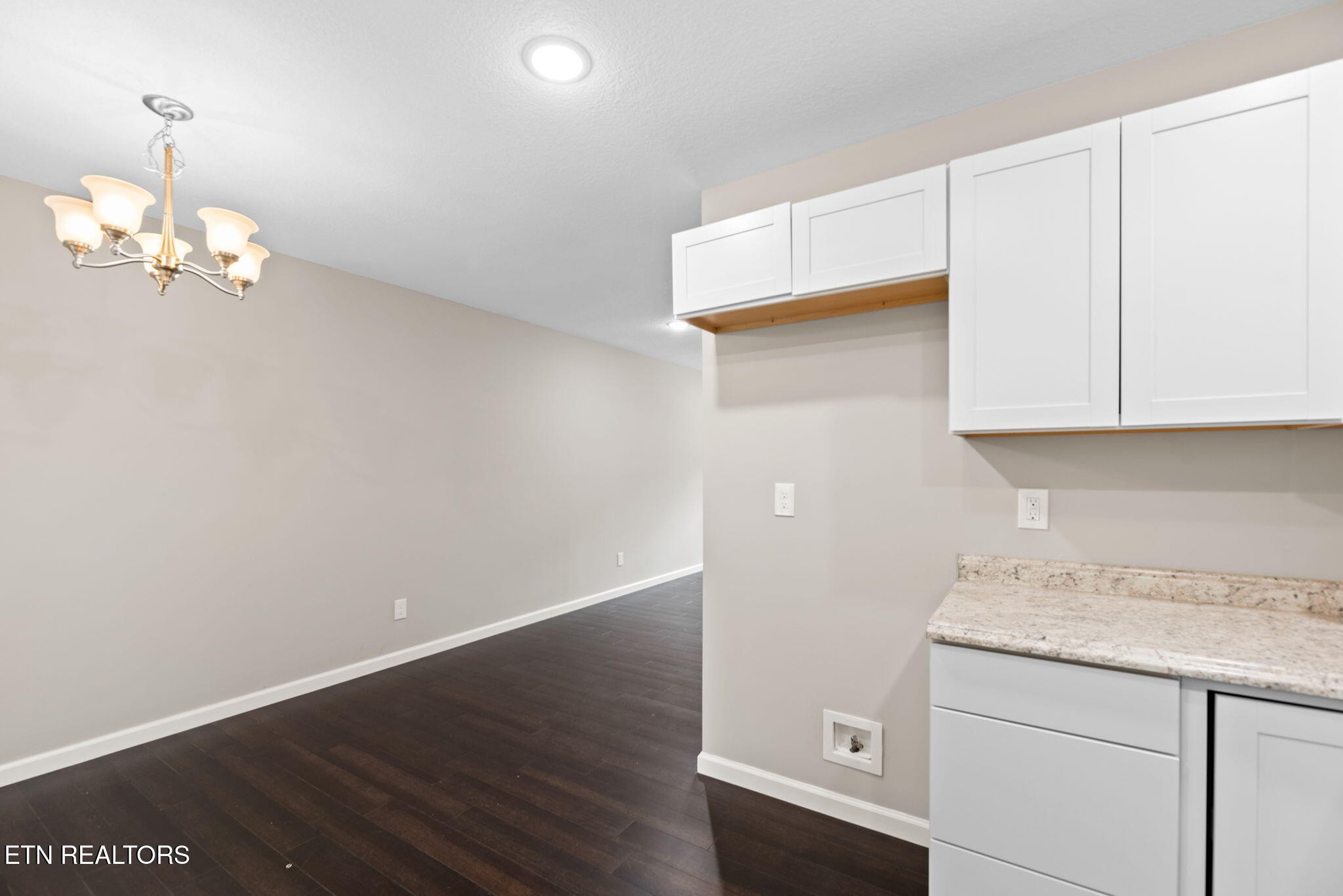 109 Ivy Lane Oak Ridge, TN 37830 - Photo 11 of 27 Gallery Image 11