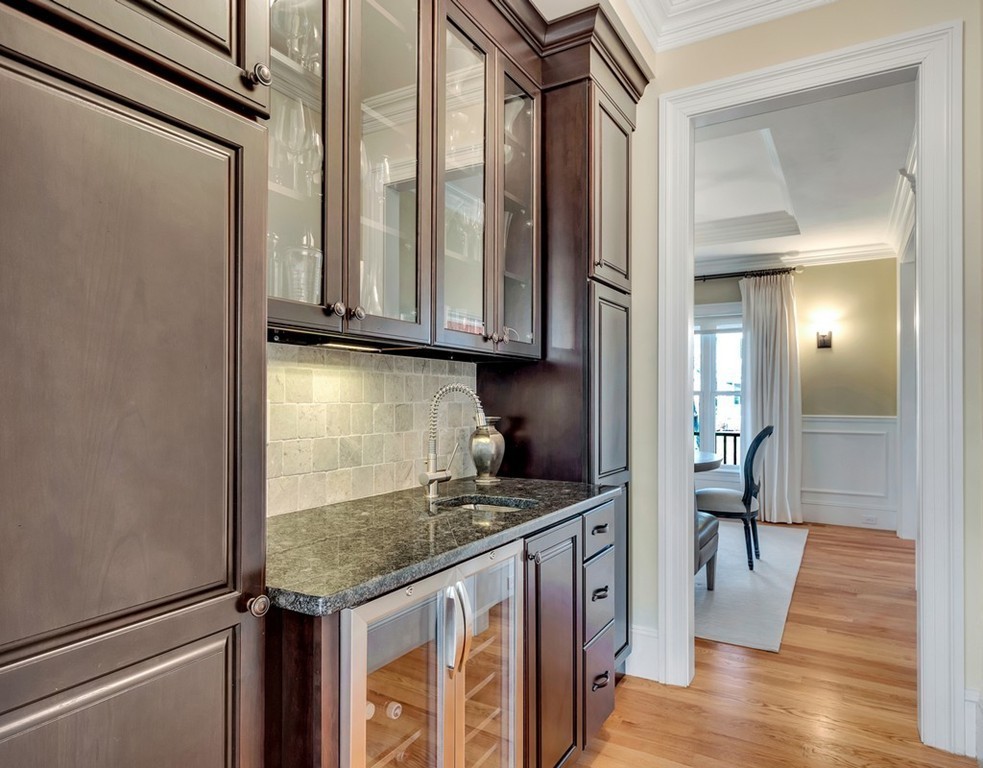 51 Pilgrim Road Concord, MA 01742 - Photo 11 of 27 Gallery Image 11