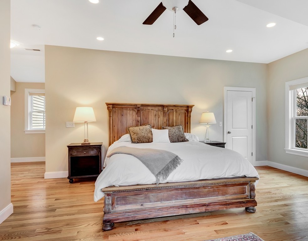 51 Pilgrim Road Concord, MA 01742 - Photo 12 of 27 Gallery Image 12