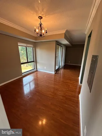 $2,400 | 6085 Majors Lane, Unit 11 K35, Columbia, MD 21045