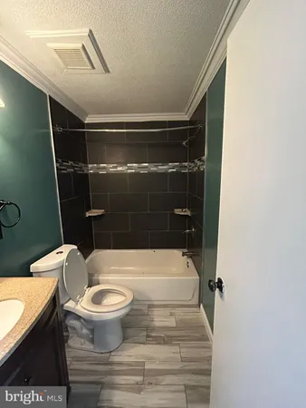 $2,400 | 6085 Majors Lane, Unit 11 K35, Columbia, MD 21045