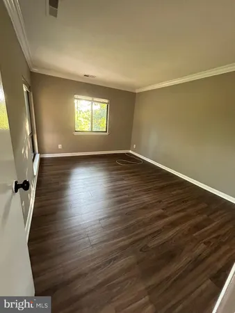 $2,400 | 6085 Majors Lane, Unit 11 K35, Columbia, MD 21045