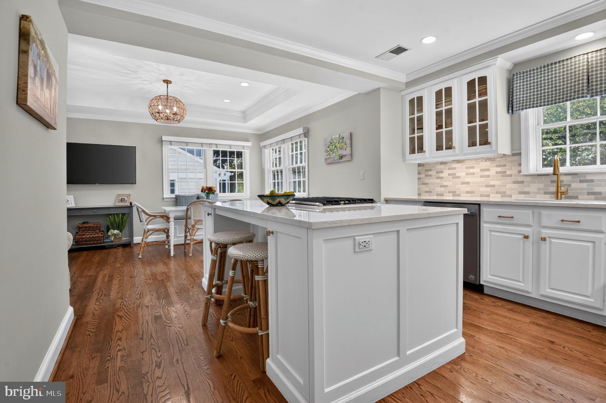 5305 Ridgefield Road Bethesda, MD 20816 - Photo 13 of 43 Gallery Image 13