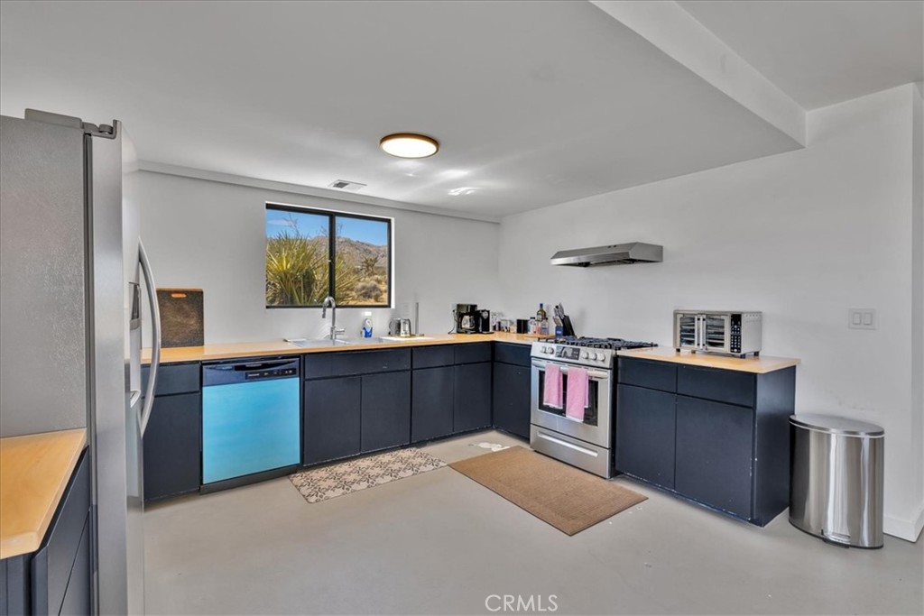 7119 Saddleback Road Joshua Tree, CA 92252 - Photo 13 of 52 Gallery Image 13