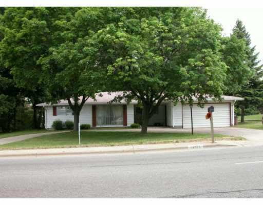 17575 Cleveland Road South Bend, IN 46635 - Photo 1 of 8