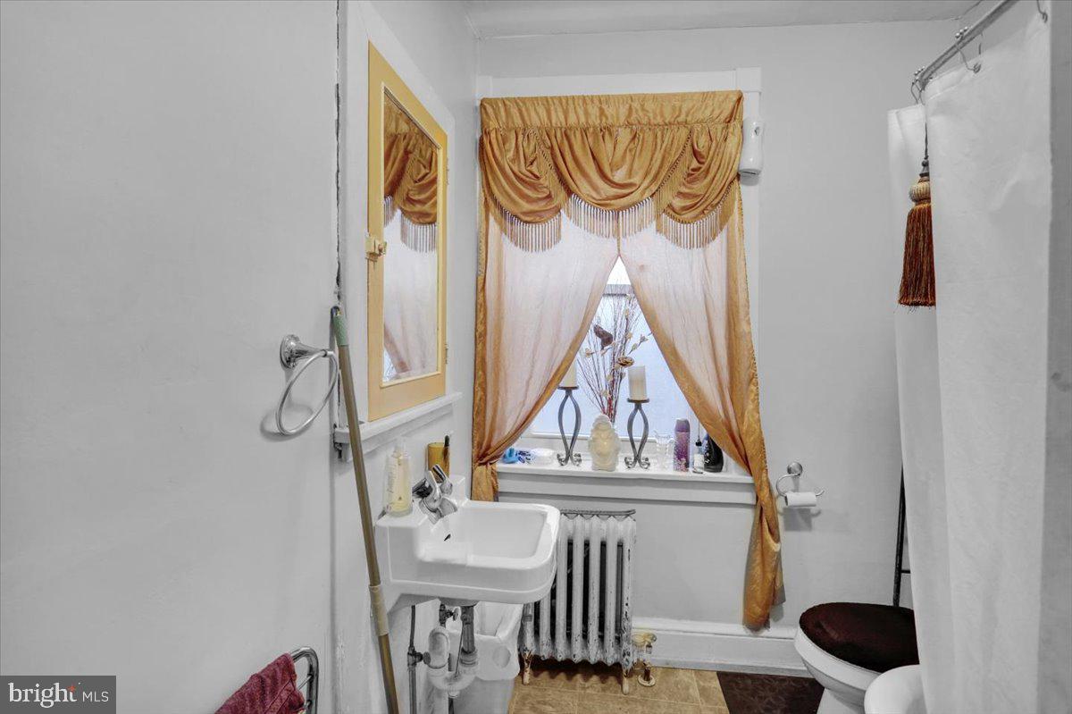 100 West Spring Street Reading, PA 19601 - Photo 14 of 31 3rd floor apt