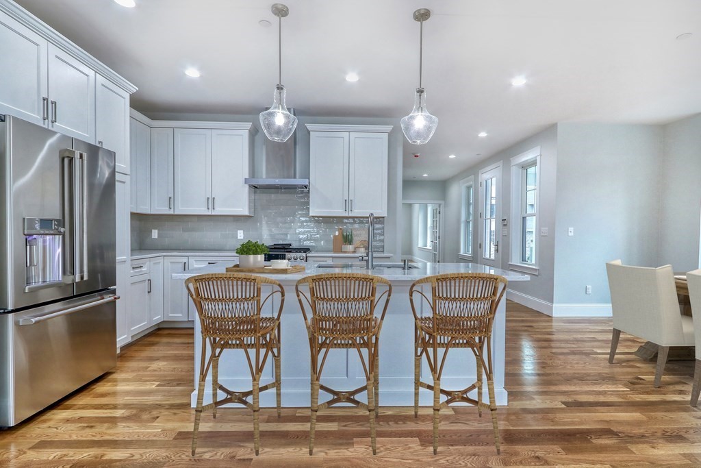 61 Rowell Road, Unit 61 Middleton, MA 01923 - Photo 5 of 32