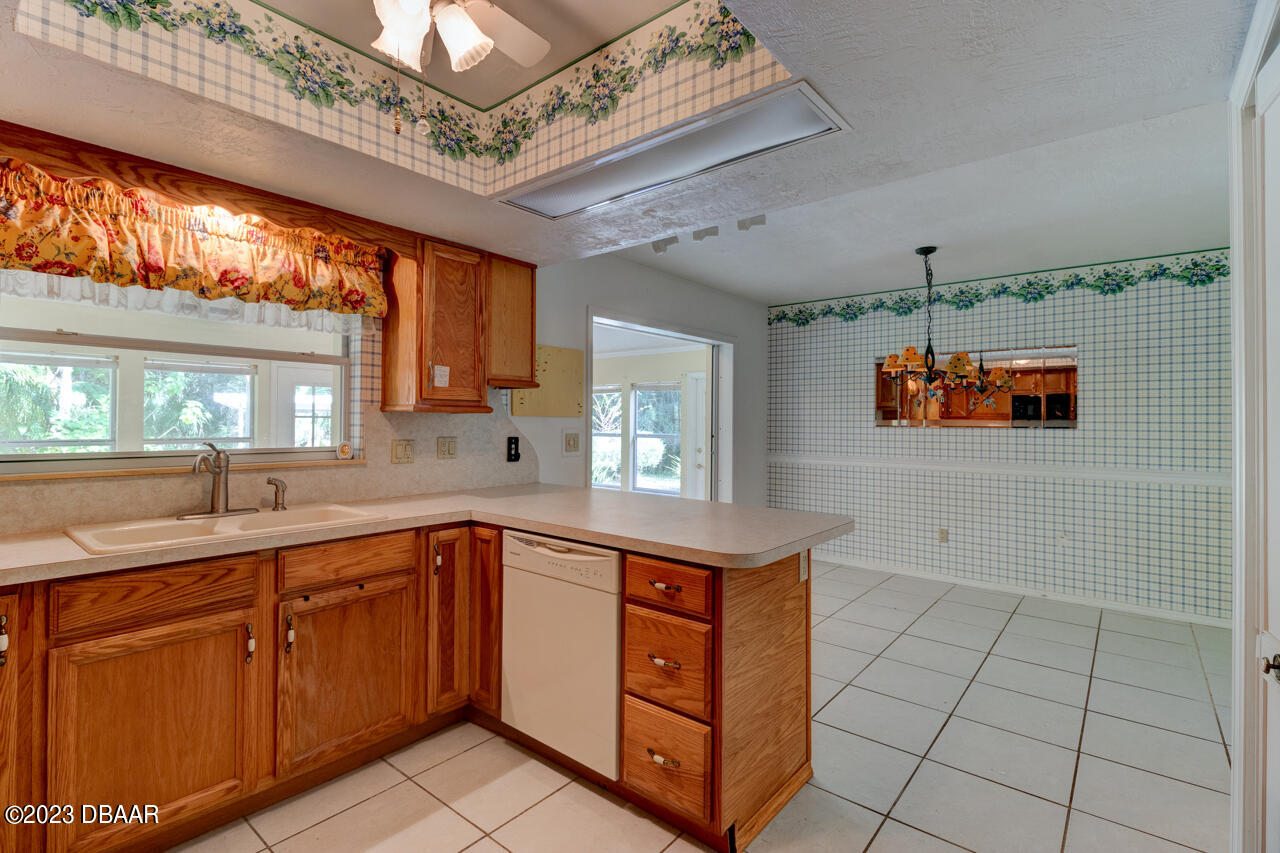 3119 Oak Lane Edgewater, FL 32132 - Photo 14 of 45 18-3119-Oak-Lane-17