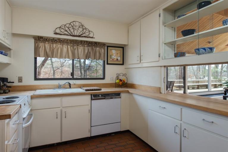 102 Ransom Road Falmouth, MA 02540 - Photo 8 of 30 Additional Photo