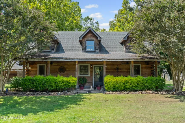 $300,000 | 721 Brownlee Road, Sarah, MS 38665