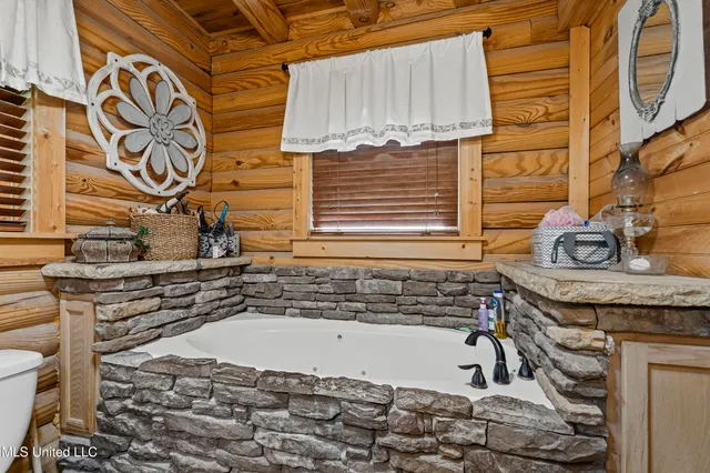 $300,000 | 721 Brownlee Road, Sarah, MS 38665