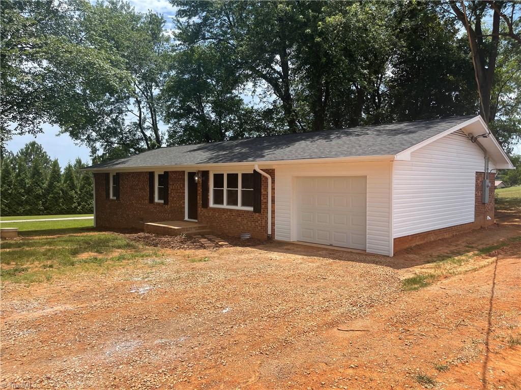 9051 River Mill Road Randleman, NC 27317 - Photo 4 of 34
