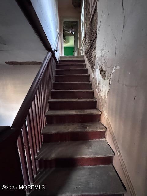 14 Slocum Place Long Branch, NJ 07740 - Photo 7 of 12 a view of entryway