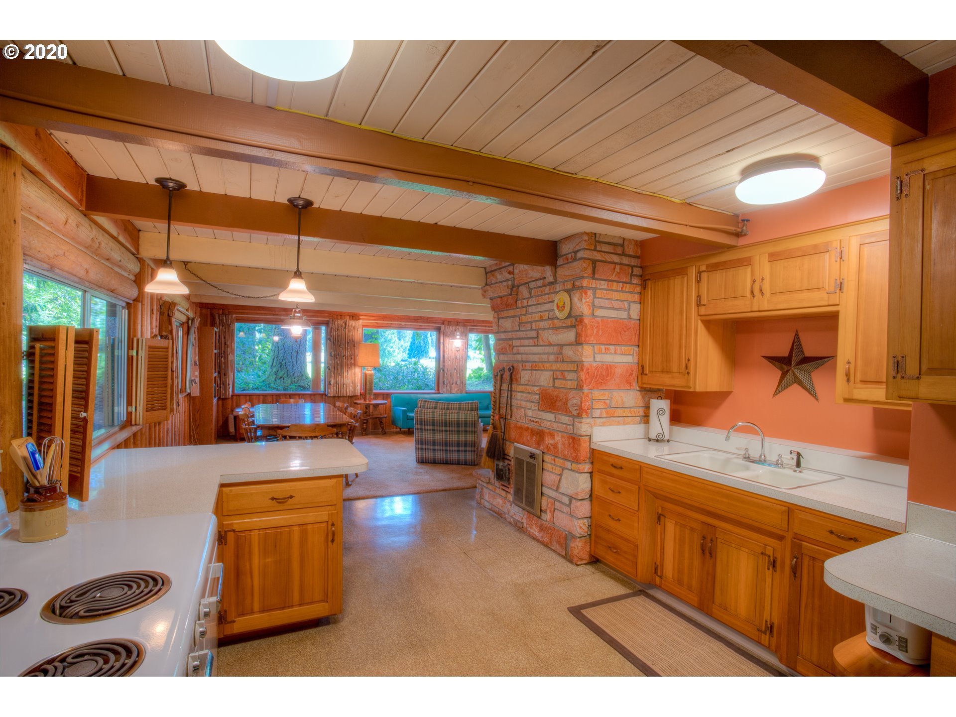 25754 East Welches Road Welches, OR 97067 - Photo 3 of 15 Gallery Image 3