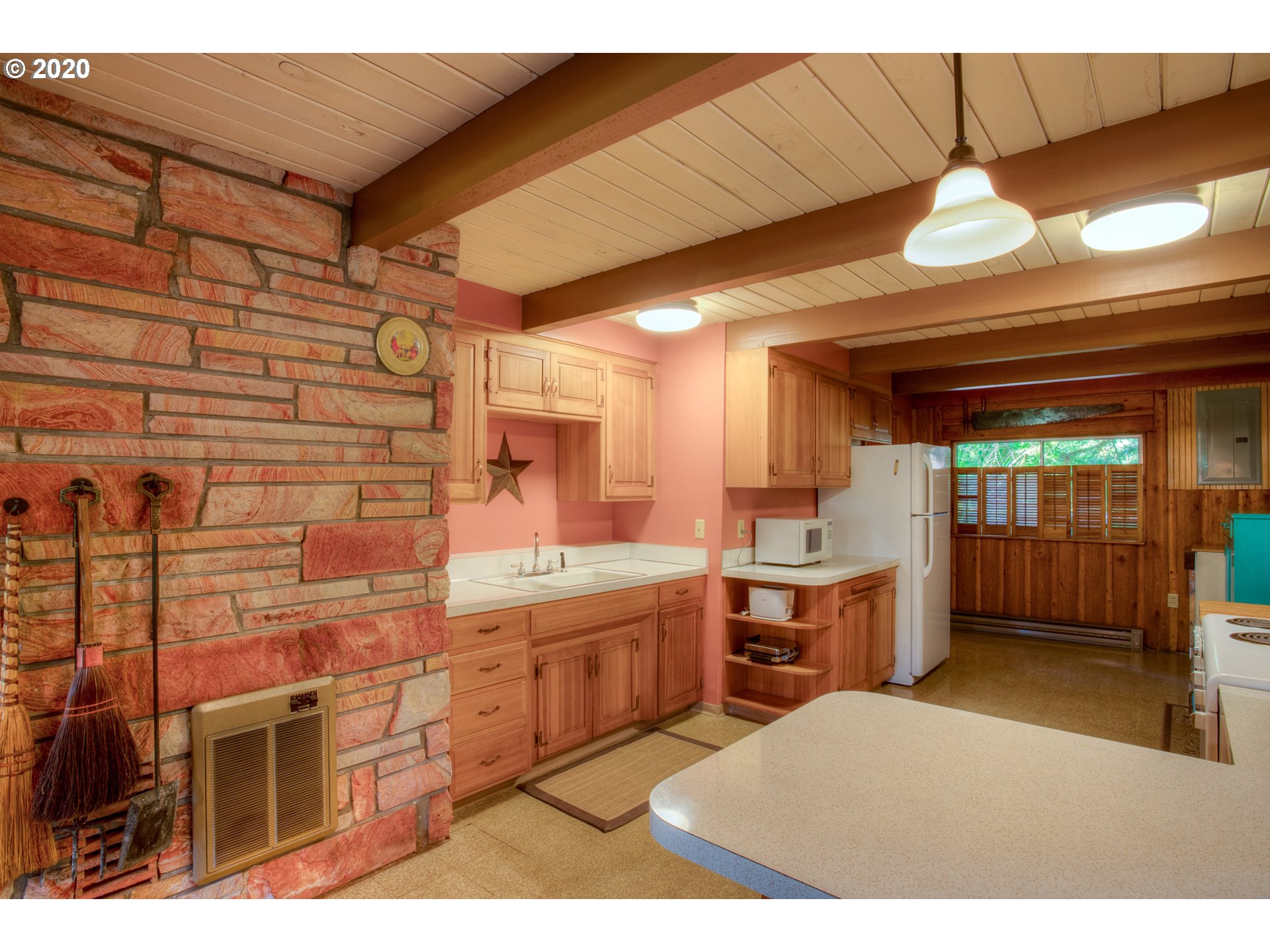 25754 East Welches Road Welches, OR 97067 - Photo 4 of 15 Gallery Image 4