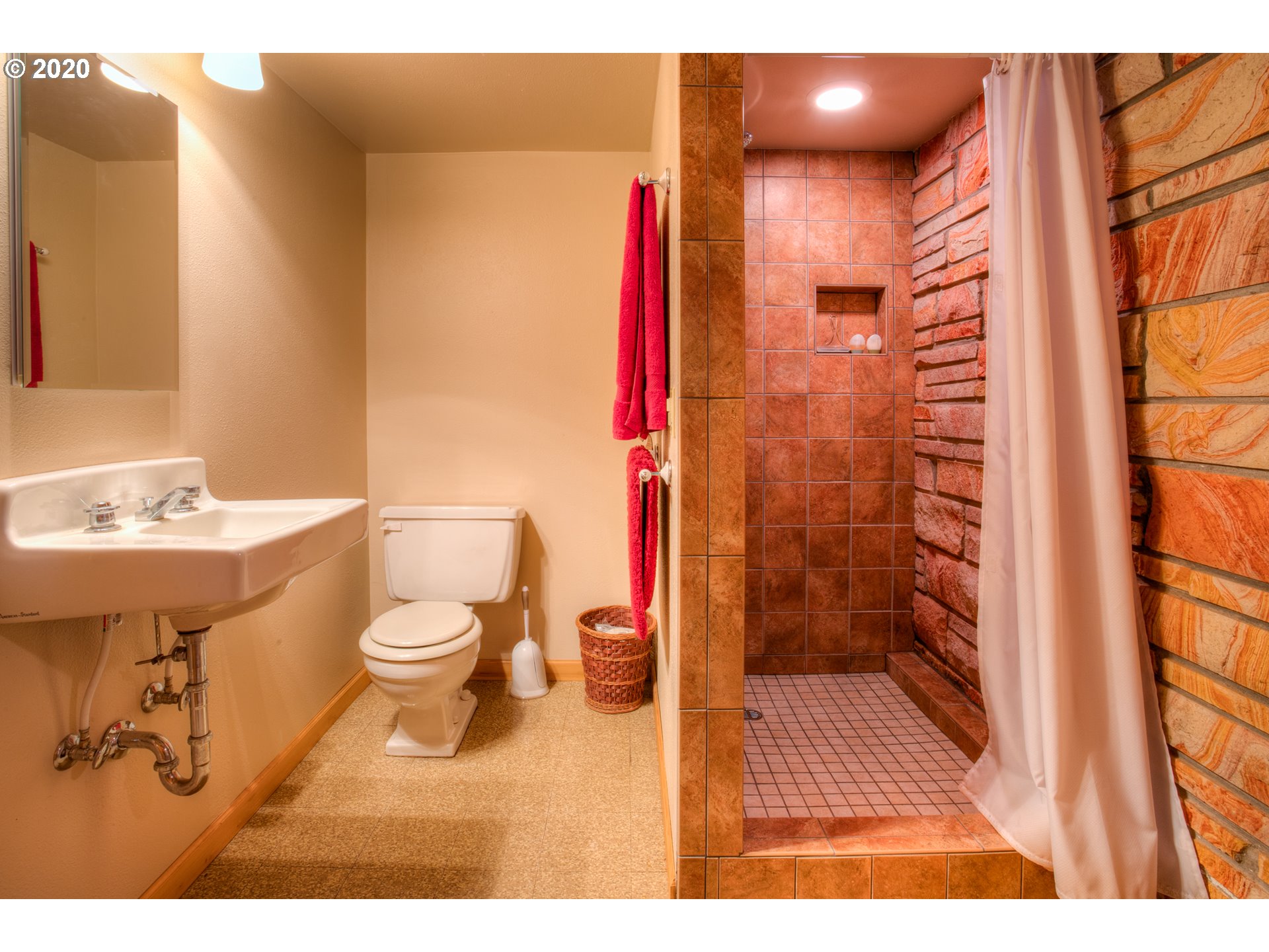 25754 East Welches Road Welches, OR 97067 - Photo 8 of 15 Gallery Image 8