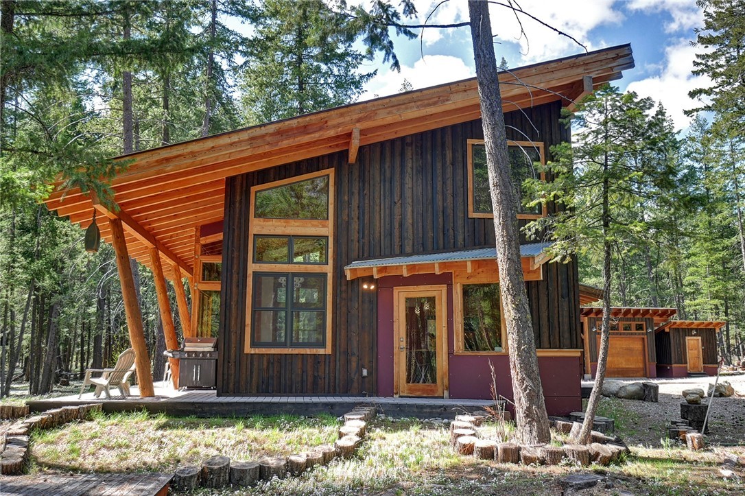 605 Lost River Road Mazama, WA 98833 - Photo 1 of 25 Gallery Image 1