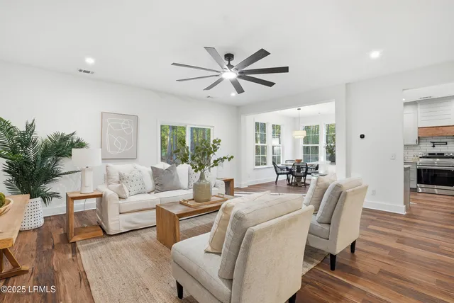 $535,000 | 579 Sams Point Road, Beaufort, SC 29907