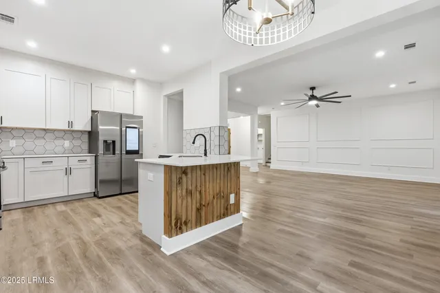 $535,000 | 579 Sams Point Road, Beaufort, SC 29907