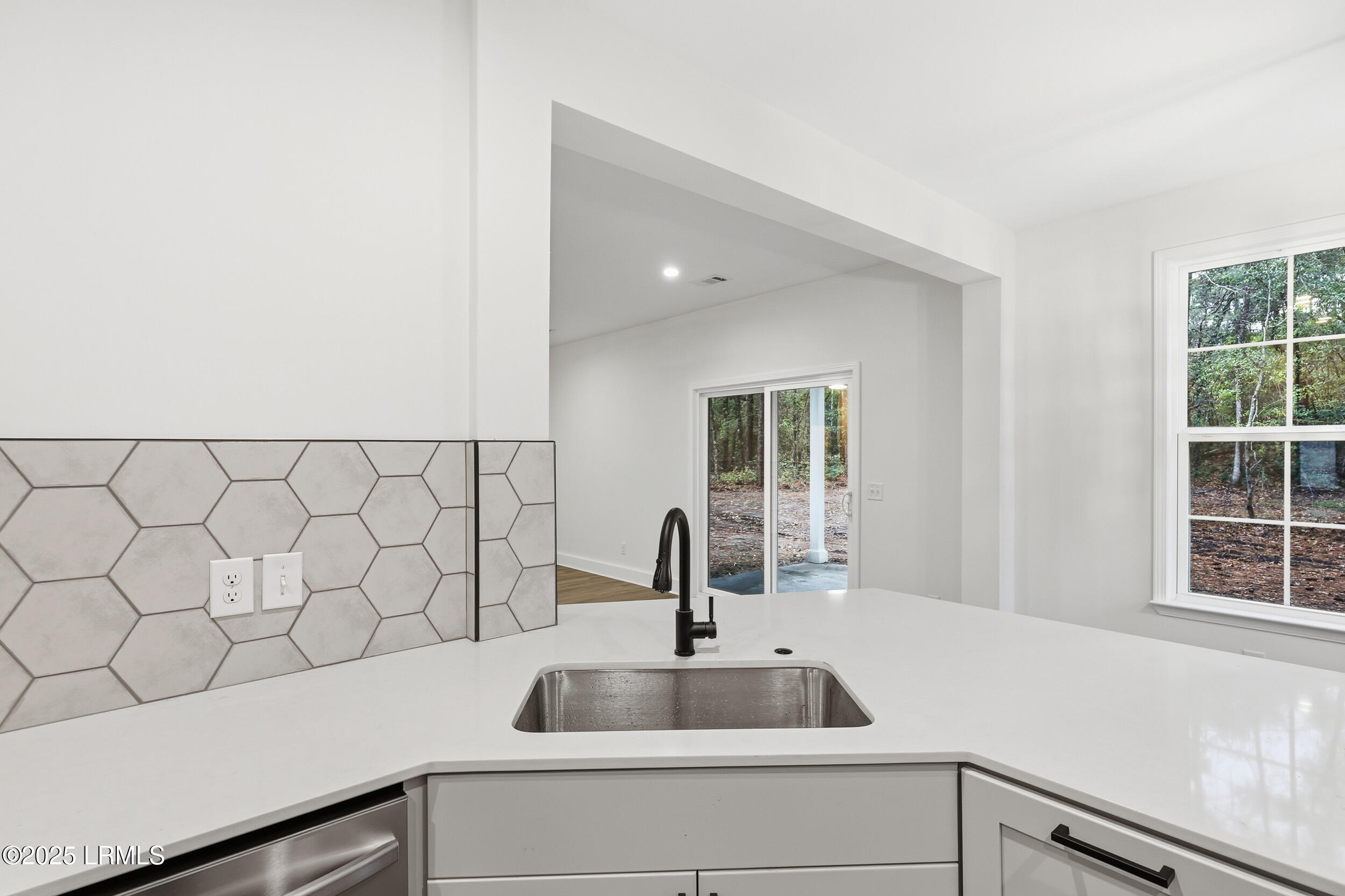 579 Sams Point Road Beaufort, SC 29907 - Photo 18 of 44 23_ru4a2823